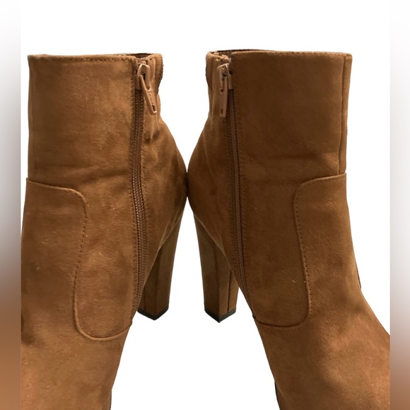 Mossimo Brown Suede Ankle Boots Sz 6 1/2 - Picture 9 of 13